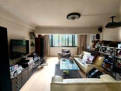 Blk 240 Lorong 1 Toa Payoh (Toa Payoh), HDB Executive #533863691